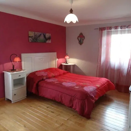 Maison Kuxinia Villa *